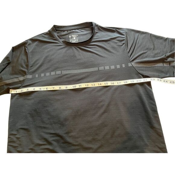 (2) Liberty Pro performance t-shirts - Picture 7 of 8